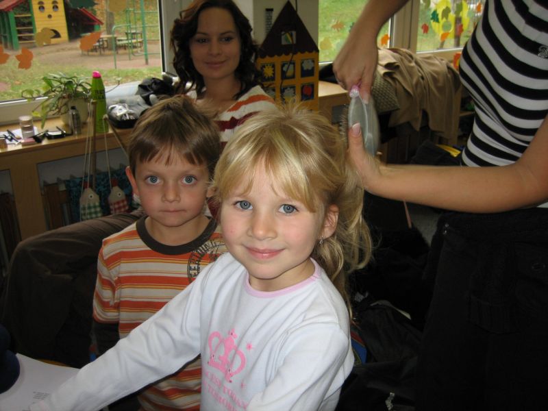 To nevymyslíš - Babička inkognito - fotka 5